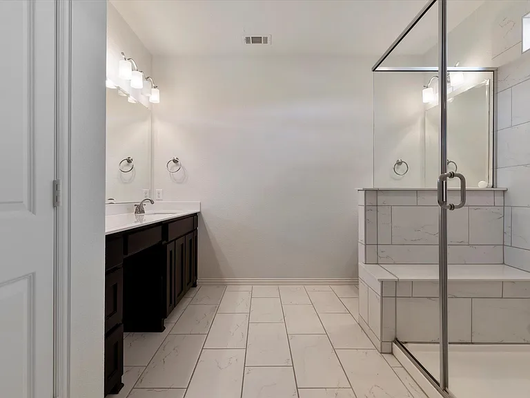 6297 Davison Way — Photo 14