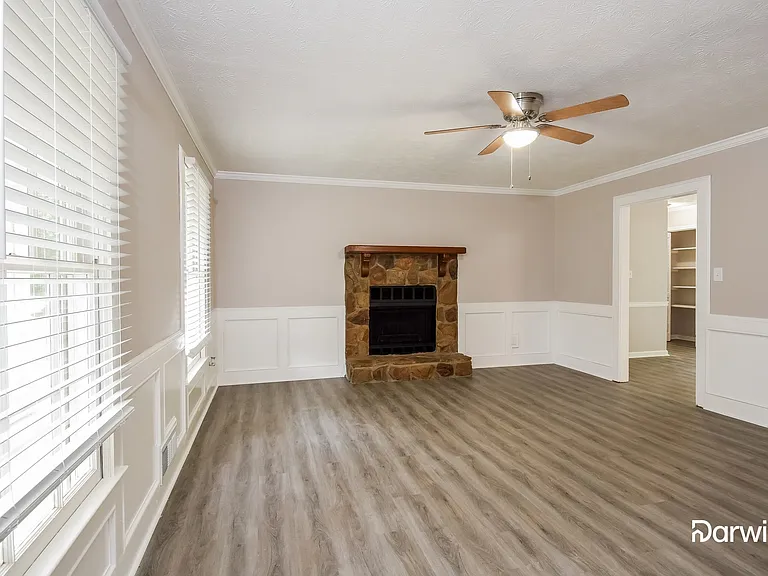 590 Exam Ct — Photo 8