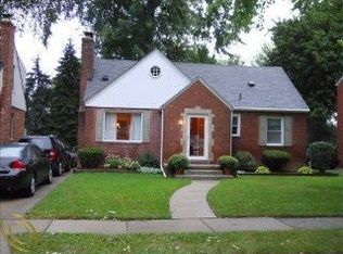 1992 Dorothea Rd, Berkley, MI 48072