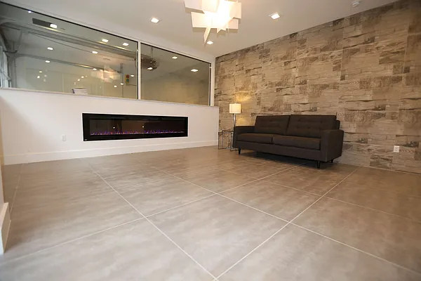 Sold by 1 Meridian Realty | media 2