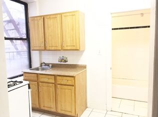 2808 Crescent St #A12, Astoria, NY 11102