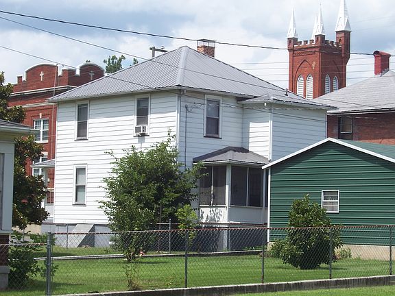 3rd image of 314 McCormick Blvd