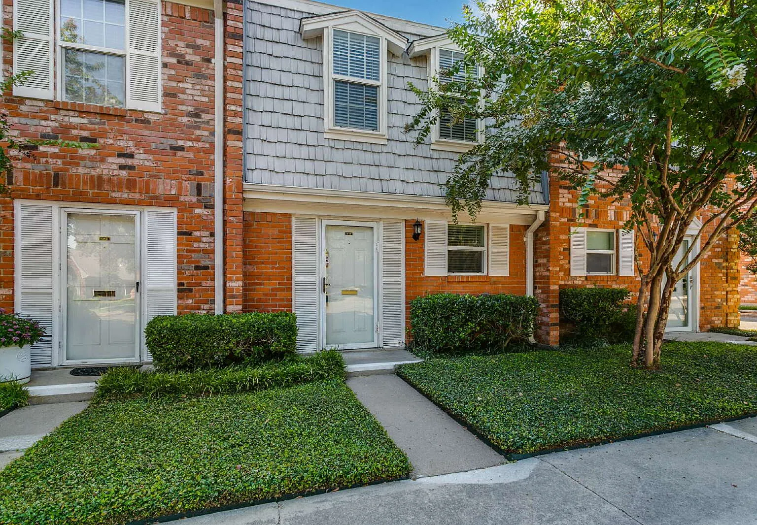 2 bed, 1.5 bath, 1140 sqft, $1,550 — Photo 1