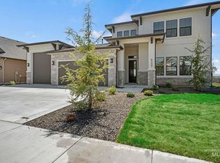 6227 W Biathlon St, Eagle, ID 83616