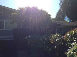 8222 45th Ave NE, Seattle, WA 98115