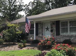 1716 Breckenridge Dr, Little Rock, AR 72227