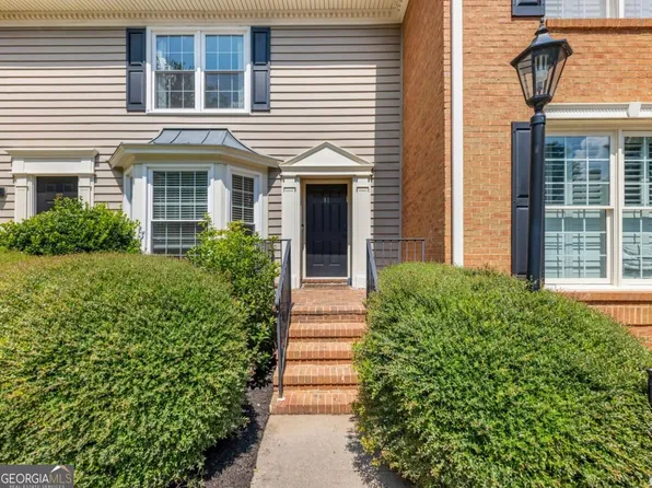 81 Mount Vernon Cir, Atlanta, GA 30338
