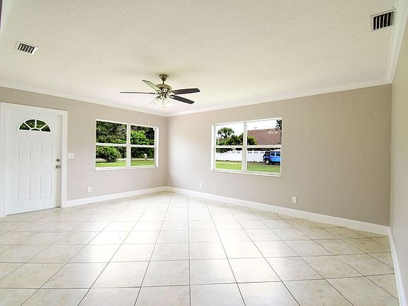 4th image of 2047 17th St
