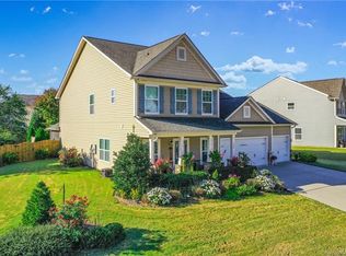 124 Devynn Ridge Ct, Mount Holly, NC 28120