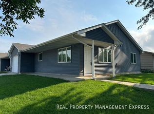 300 E 2nd St #1, Hartford, SD 57033
