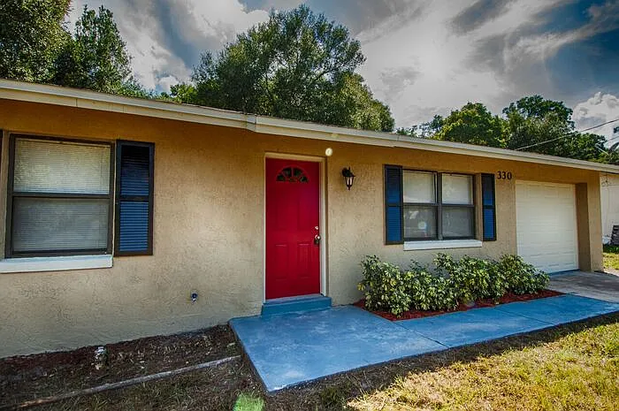 330 Dogwood Ave — Photo 4