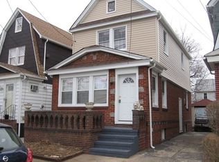 9225 244th Street Queens, floral park, NY 11001