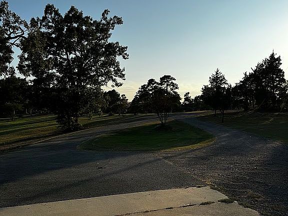 5th image of 588 Old 13 Hwy