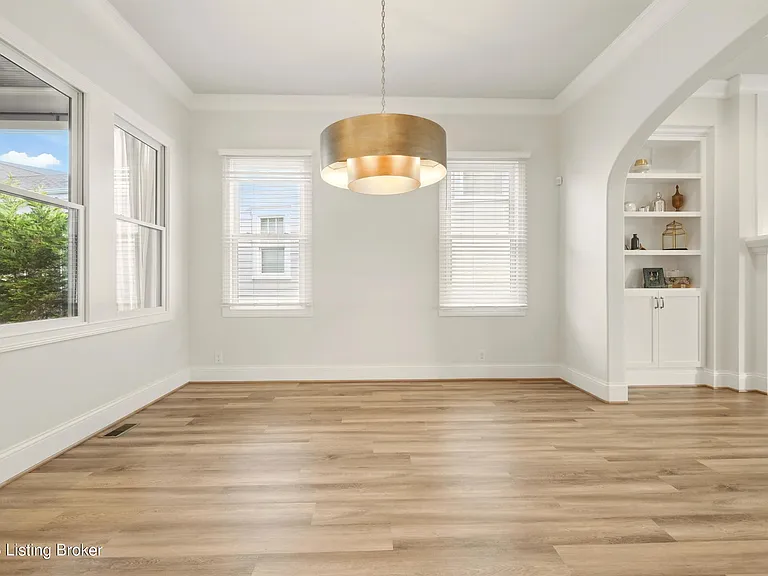 6218 Mistflower Cir — Photo 10