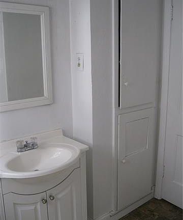 5th image of 852 Lilac Dr