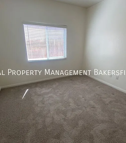 10720 Alexander Falls Ave — Photo 9