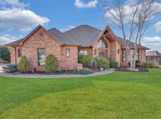 316 W Lakeview Rd, Elk City, OK 73644