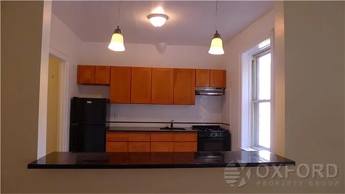 Rented by Oxford Property Group | media 18