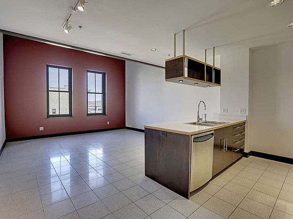 3rd image of 214 4th St E Unit 206