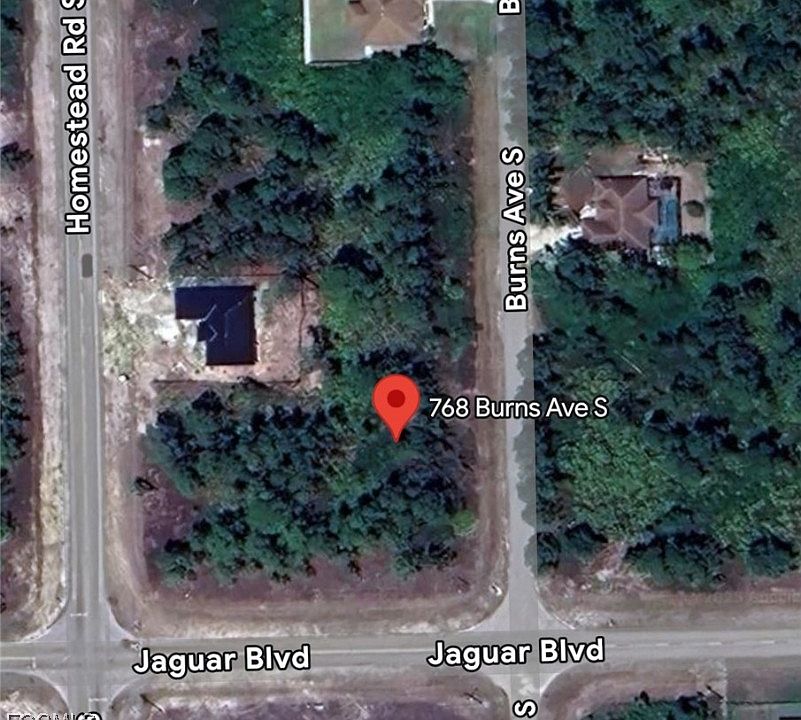 2nd image of 768 Burns Ave S