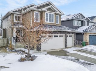 26 Edgewater Ter N, Saint Albert, AB T8N 4G5