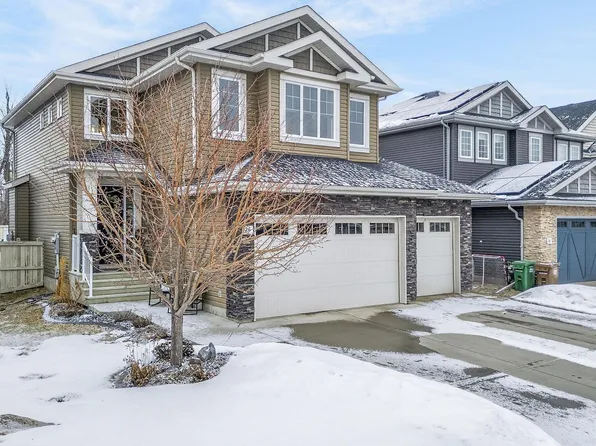 26 Edgewater Ter N, Saint Albert, AB T8N 4G5
