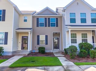 304 Flyway Rd, Goose Creek, SC 29445