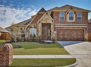 526 Sagebrush Ln, Waxahachie, TX 75165