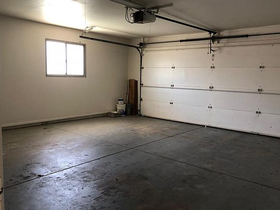 3rd image of 10305 W Signal Butte Cir