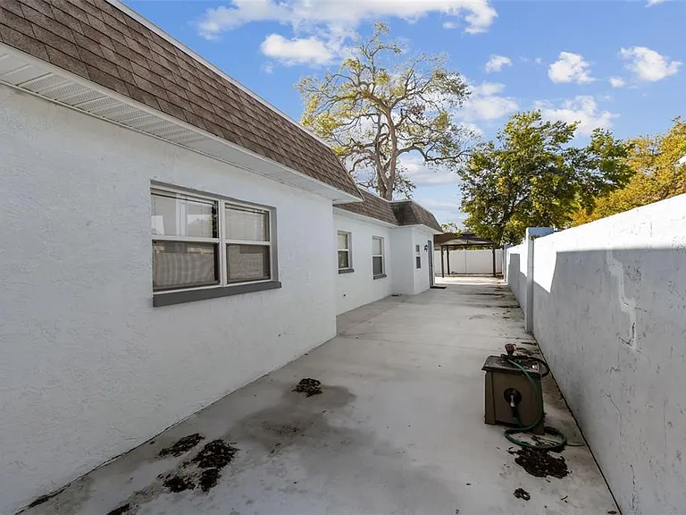 12252 Eldon Dr — Photo 68