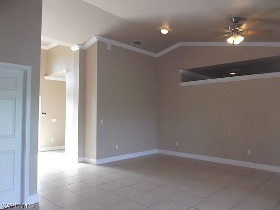 2nd image of 302 Paisley Ave