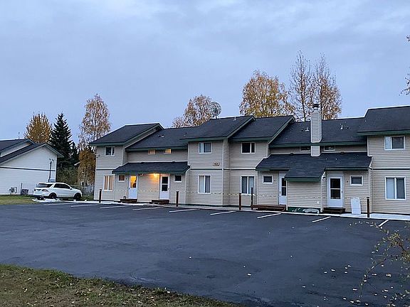 2nd image of 1421 24th Ave