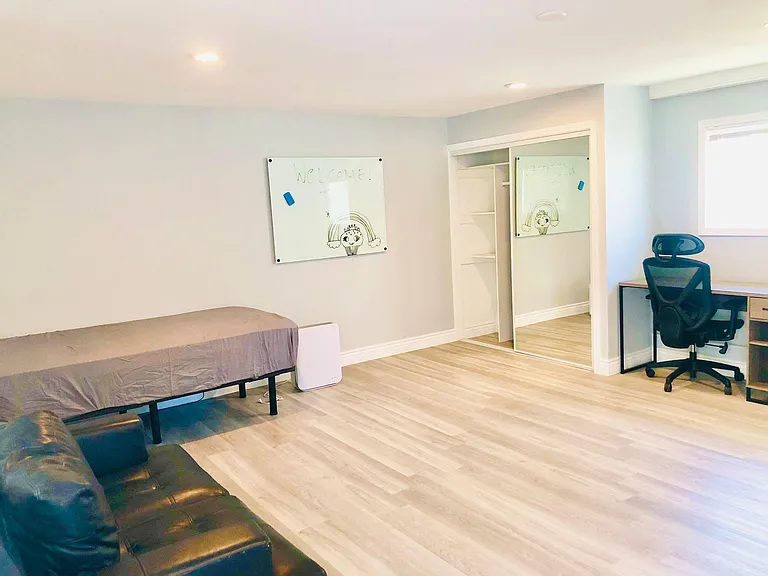 Coco Palm Dr — Photo 8