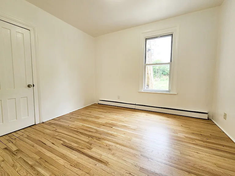 200 Harral Ave #A — Photo 11