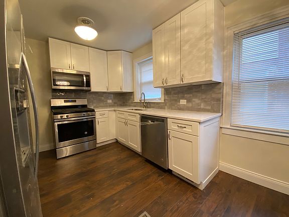 4th image of 417 Frederick Ave