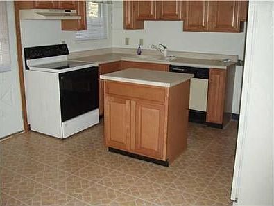 3rd image of 6804 Wanamaker Dr