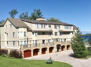 712 N Dockside Cir UNIT G6, Suttons Bay, MI 49682