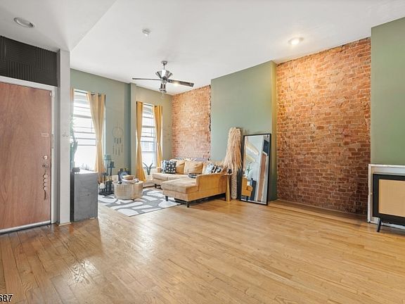 2nd image of 72 Columbia St