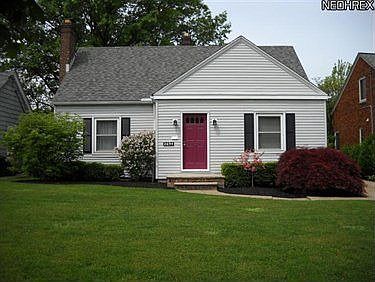 1st image of 2694 Lakeview Ave