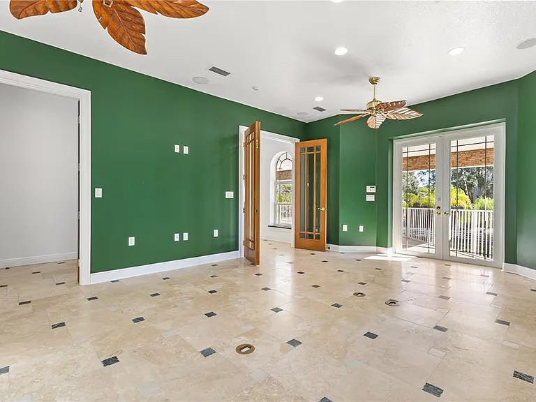 1501 Lake Markham Rd — Photo 90