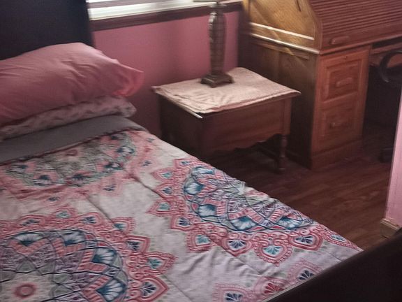 Night stand and work desk.