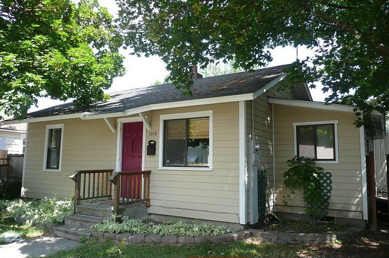 1st image of 1018 N 1st St