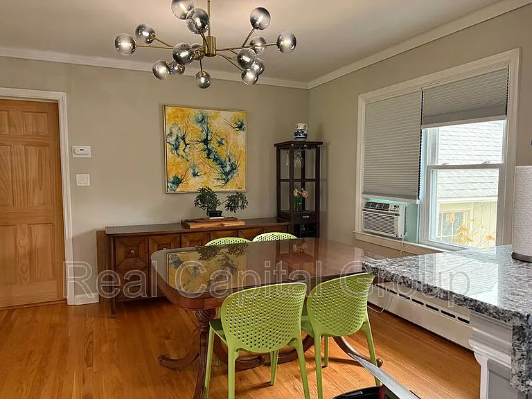 2204 Dean St — Photo 5