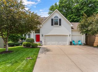4610 Aminda St, Shawnee, KS 66226