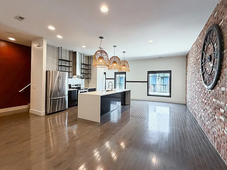 Kitchen/ Dining/ Living Area