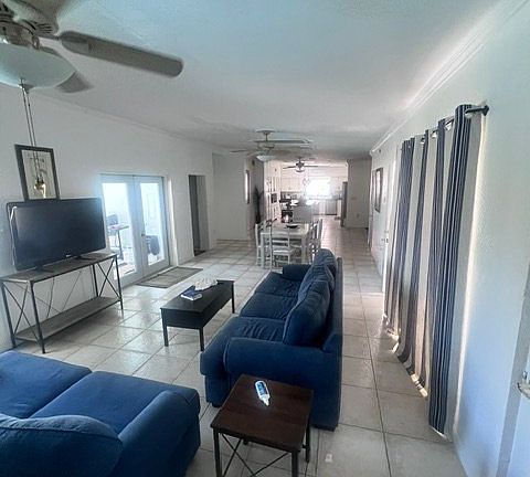 3rd image of 513 55th Ave #2