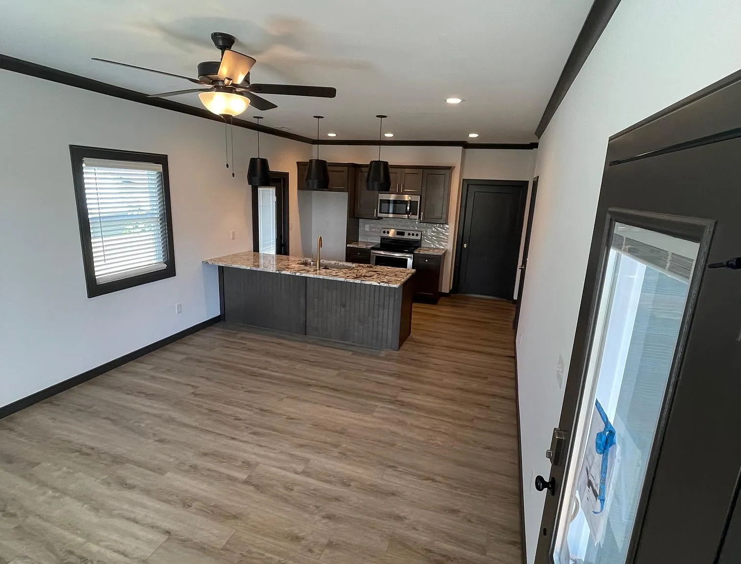 3 bed, 1120 sqft, $2,000 — Photo 4