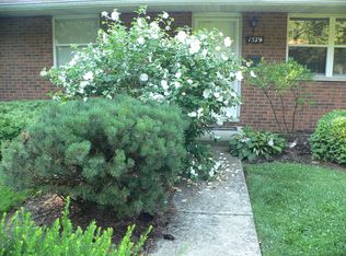 1579 Roxbury Rd, Columbus, OH 43212