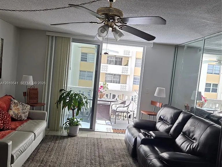 1817 S Ocean Dr #325 — Photo 8