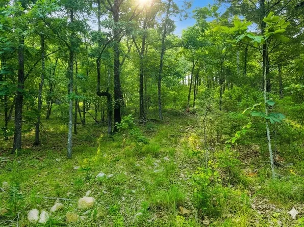 143 Western Cedar Trl, Broken Bow, OK 74728